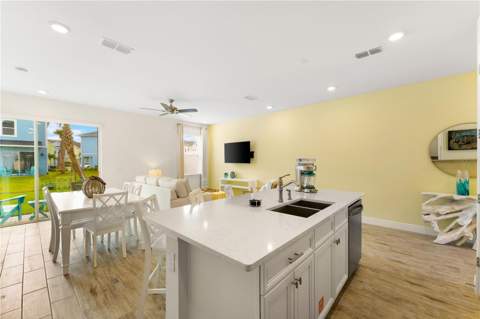 2939 Castaway Lane, Kissimmee FL - photo 10 of 44