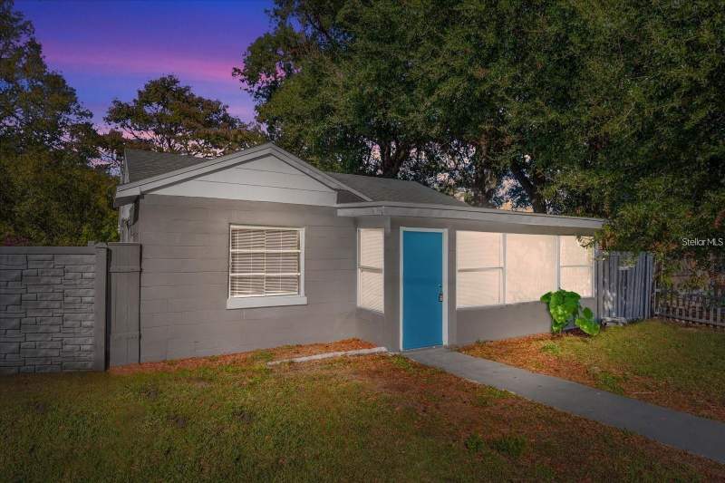 907 COLUMBIA STREET home for sale in Avondale Terrace
