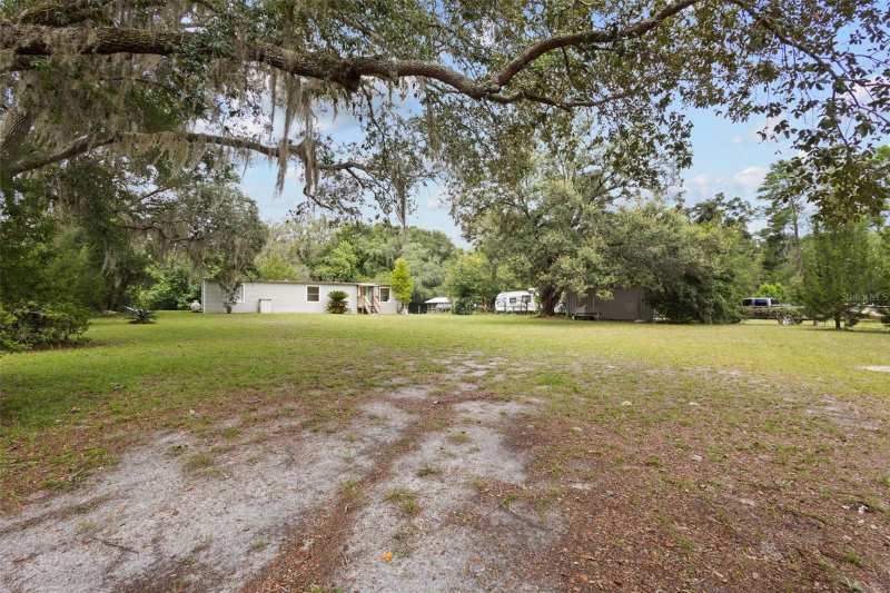 2 bedroom Mobile Home at 17416 NW 89th Terrace, Fanning Springs, Fanning Springs — photo 1