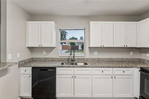 1113 Union Street, St Petersburg FL - photo 6 of 22