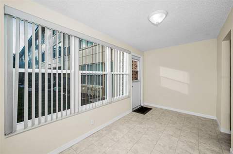 5750 80th Street #D101, St Petersburg FL - photo 13 of 27