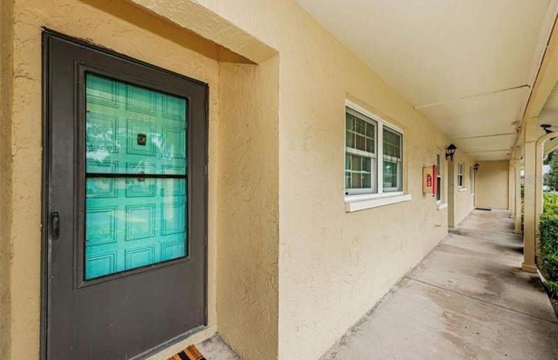 2 bedroom Villa at 2465 Northside Drive #2204, Woodland Villas Condo 1, Clearwater — photo 3