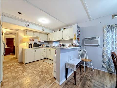 7490 46th Avenue #101, St Petersburg FL - photo 18 of 47
