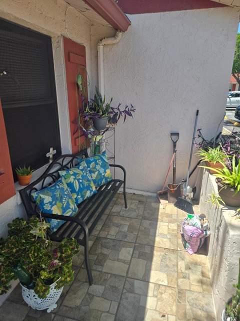 69 S Marbrisa Way, Kissimmee FL - photo 14 of 20