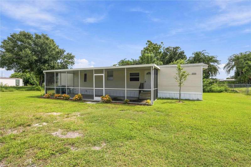 2 bedroom Manufactured Home at 6619 Orange Blossom Lane, Villa Triangulo, Punta Gorda — photo 4