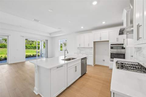 7551 Hawkstone Drive, Sarasota FL - photo 6 of 6