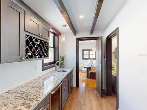 6251 10th Avenue, Gulfport FL - photo 10 of 99