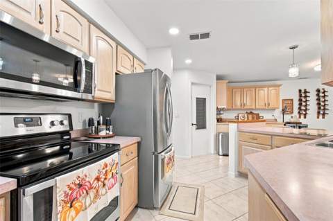 14304 91st Avenue, Seminole FL - photo 13 of 72