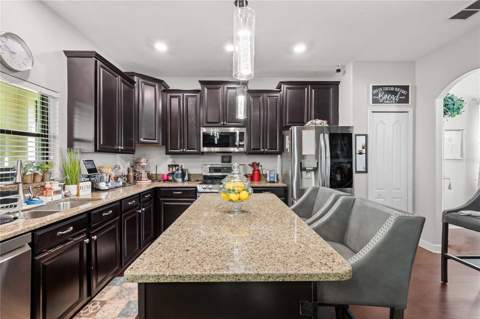 5049 Ivory Stone Drive, Wimauma FL - photo 13 of 67