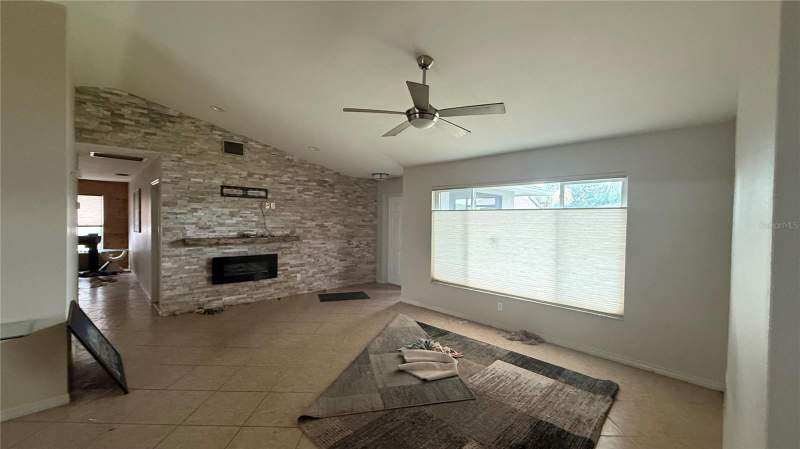 3 bedroom Single Family Residence at 4340 SW 6th Place, Cape Coral, Cape Coral — photo 4