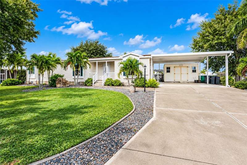 3 bedroom Manufactured Home at 4191 Pelican Pointe Drive, Pelican Pointe 1st Add, Punta Gorda — photo 2