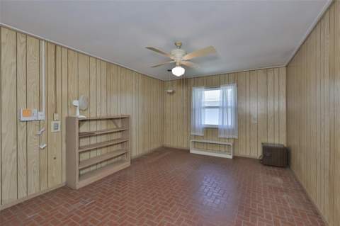 1525 Allegheny Drive, Sun City Center FL - photo 13 of 47