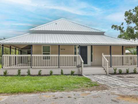 3016 N Maryland Avenue, home for sale on N Maryland Avenue