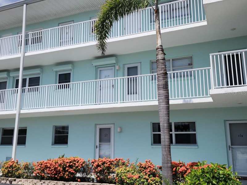 2 bedroom Condominium at 1819 Shore Drive #217, Shore View Bldg, South Pasadena — photo 1