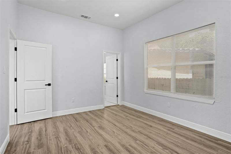 2 bedroom Single Family Residence at 2517 W Palmetto Street, Mac Farlanes Rev Map Of Add, Tampa — photo 5