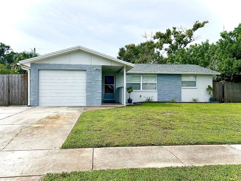 Cross Bayou Estates