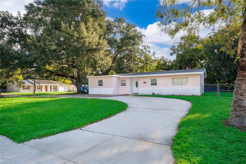 3 bedroom Single Family Residence at 3913 Pine Ridge Road, Pine Ridge Estates, Orlando — photo 2