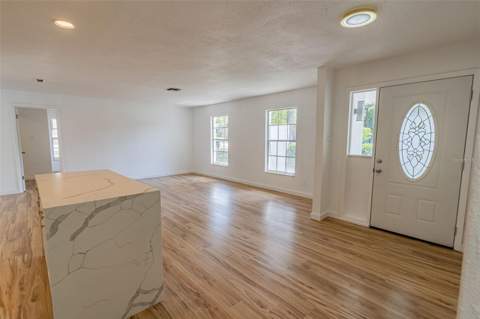 437 Alpine Street, Altamonte Springs FL - photo 9 of 34