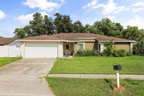 911 Alameda Drive, home for sale in Longwood 32750