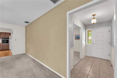 110 Ashbrook Drive, Brandon FL - photo 16 of 39