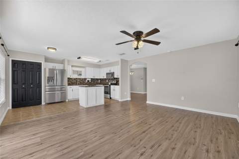 7842 Carriage Pointe Drive, Gibsonton FL - photo 16 of 65
