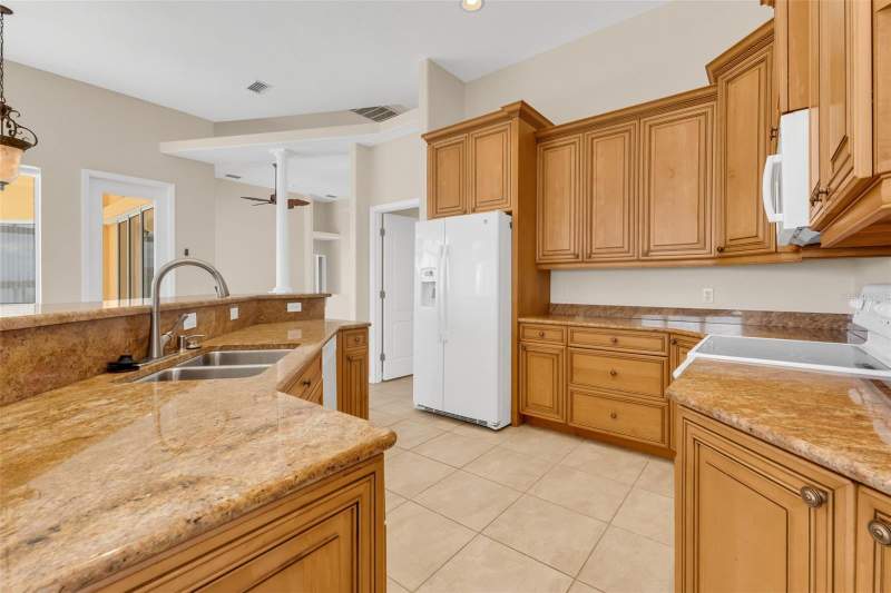 3 bedroom Single Family Residence at 2212 Harbour Drive, Hrbr Heights, Punta Gorda — photo 3