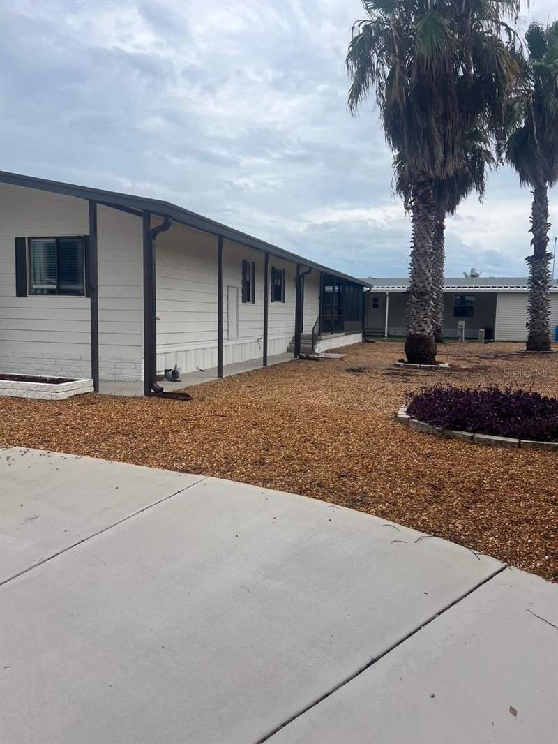 2 bedroom Manufactured Home at 12343 Lariat Way, Ponderosa Park, Hudson — photo 2