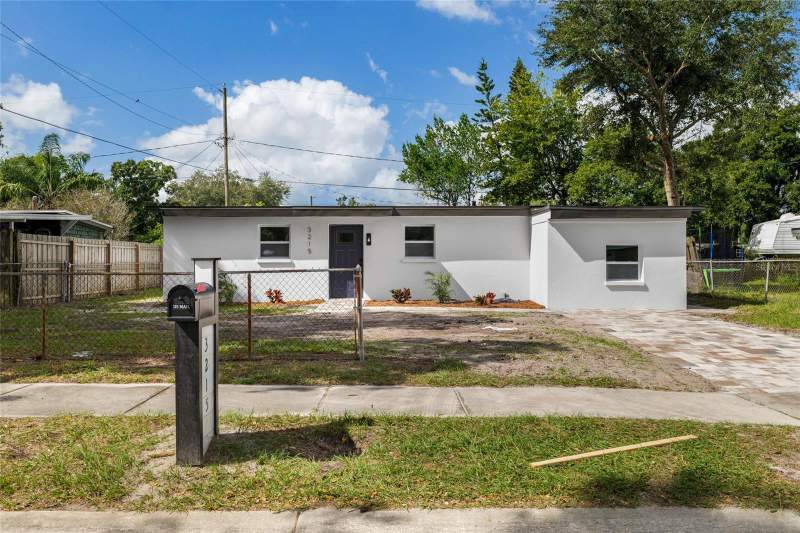 3 bedroom Single Family Residence at 3215 Welborn Way, Clair Mel City Unit 31, Tampa — photo 4