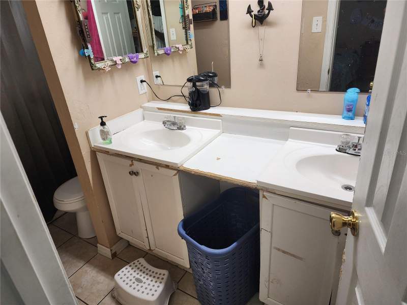 2 bedroom Single Family Residence at 22094 Kimble Avenue, Port Charlotte Sec 007, Port Charlotte — photo 4