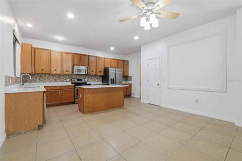 2830 Paynes Prairie Circle, Kissimmee FL - photo 10 of 42