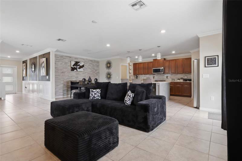5 bedroom Single Family Residence at 14801 Boulder Pass Place, Ayersworth Glen, Wimauma — photo 4