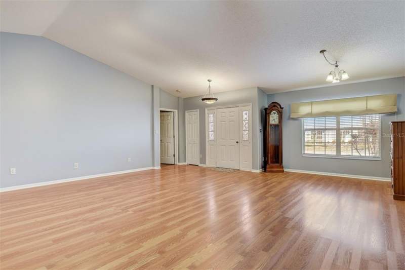 3 bedroom Single Family Residence at 25273 Lost Oak Circle, Plantation At Leesburg Hidden Oak Village Tr A, Leesburg — photo 4