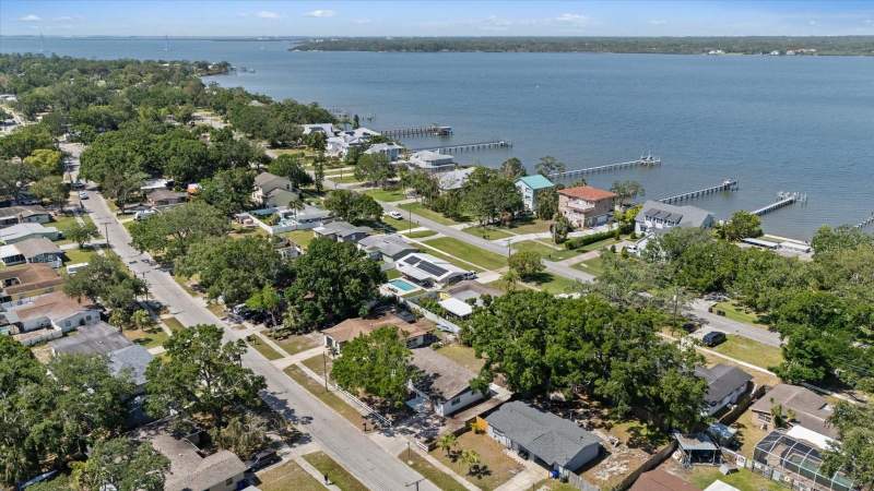 4 bedroom Single Family Residence at 324 Country Club Drive, Oldsmar Country Club Estates Sec 3, Oldsmar — photo 3