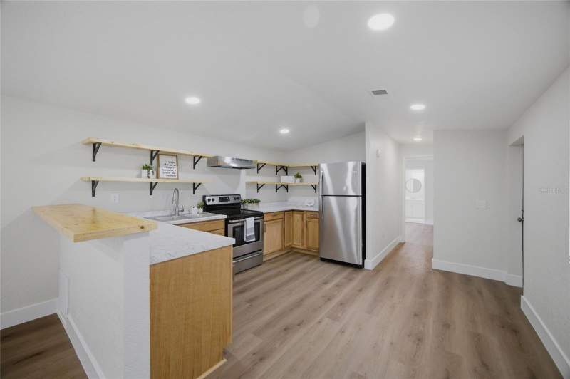 2 bedroom Manufactured Home at 11602 Lewis Avenue, Straits Sub, Thonotosassa — photo 3