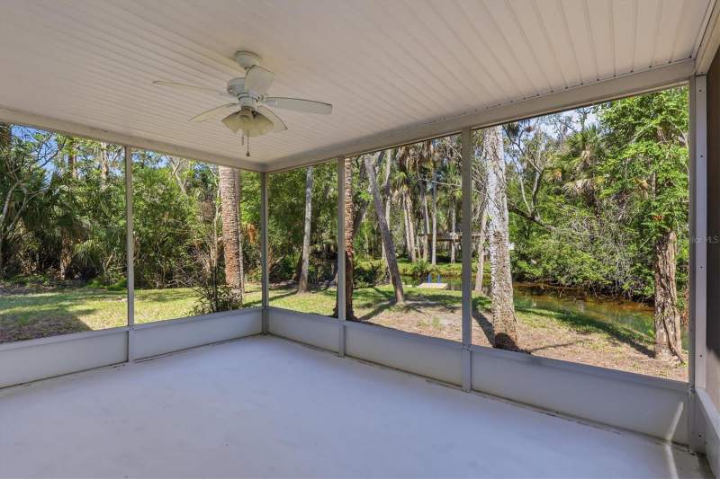 3 bedroom Single Family Residence at 6244 Colony Circle, Palm Grove Colony, Weeki Wachee — photo 5