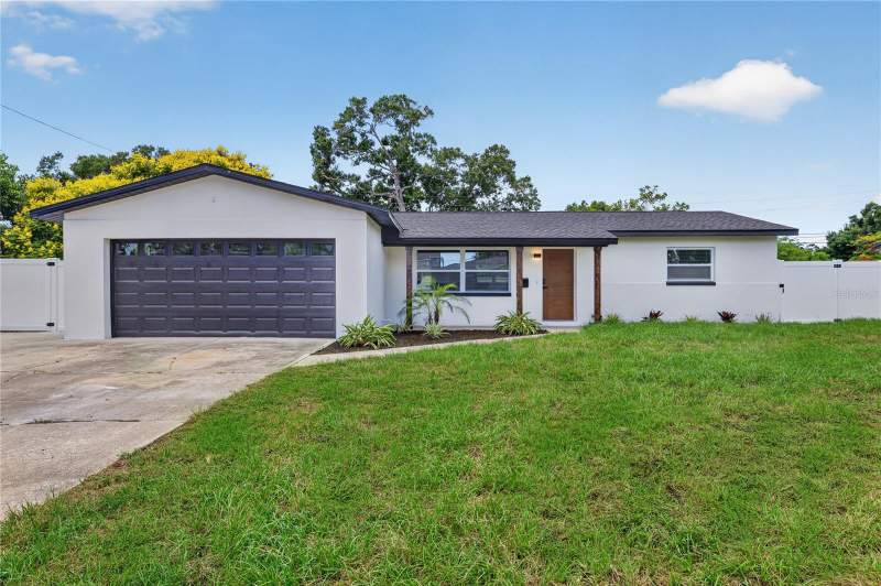 3 bedroom Single Family Residence at 2091 62ND PLACE, COLLEGE PARK, ST PETERSBURG — photo 1