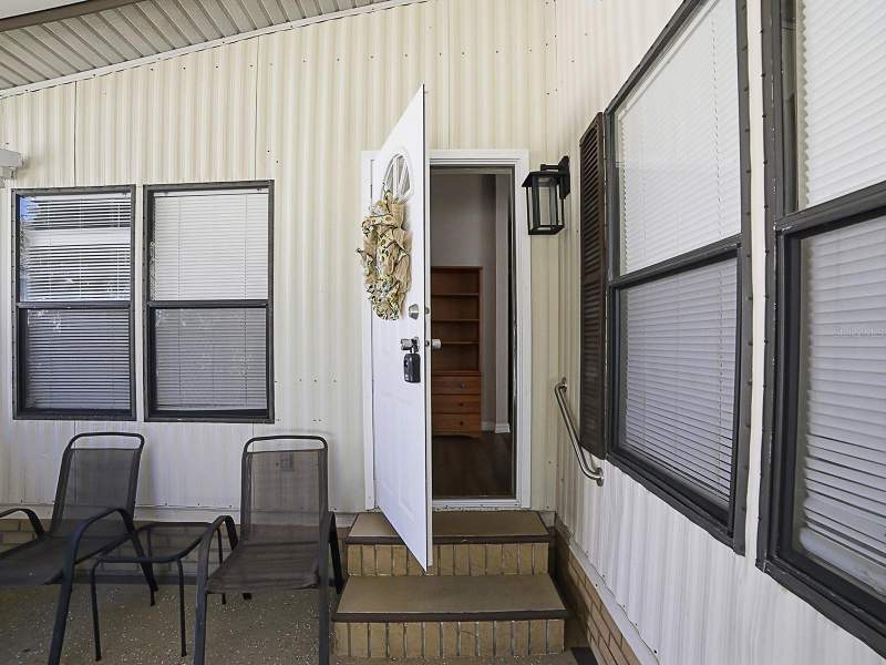 2 bedroom Manufactured Home at 32322 Oak Park Drive, Pennbrooke Ph 01A, Leesburg — photo 4