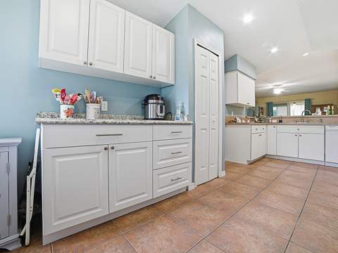 5052 China Sea, Tavares FL - photo 14 of 71