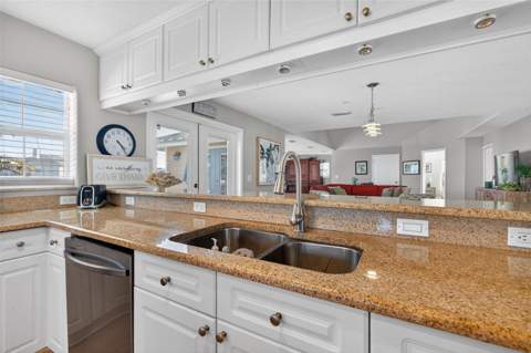 1902 Arrowhead Drive, St Petersburg FL - photo 14 of 49