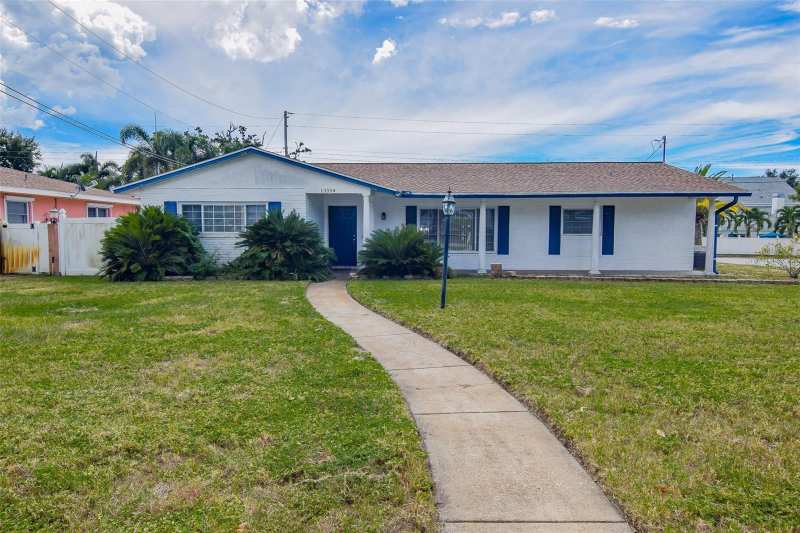 2 bedroom Single Family Residence at 13594 Monalee Avenue, Riviera Heights 2nd Add, Seminole — photo 1
