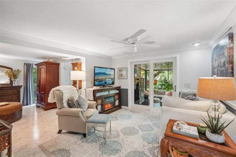 1204 E Park Circle, Tampa FL - photo 6 of 6