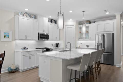 4618 Isonzo Way, Wesley Chapel FL - photo 15 of 95
