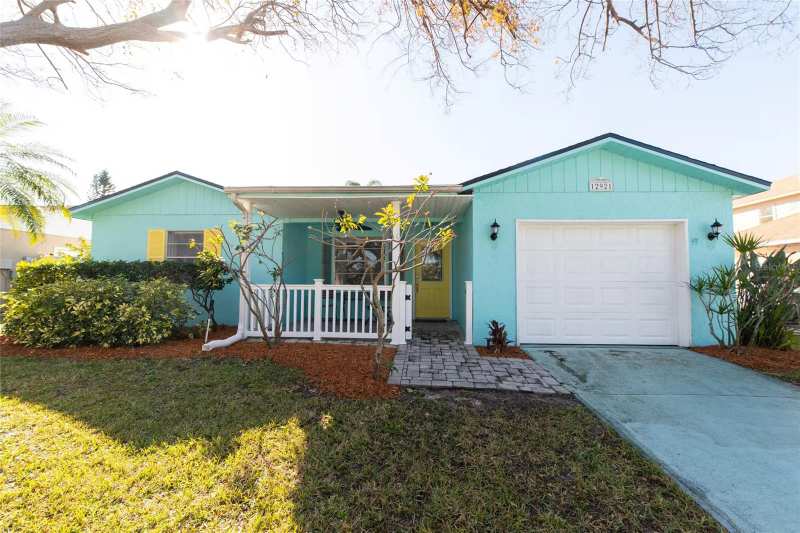 2 bedroom Single Family Residence at 12921 129th Avenue, Mill Pond, Largo — photo 1