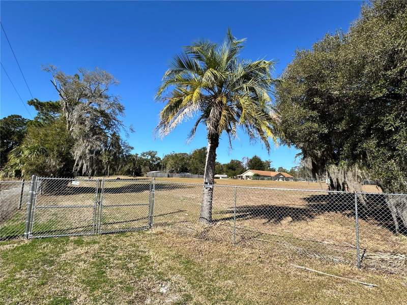 750 N WEKIWA SPRINGS ROAD home for sale in Piedmont Estates