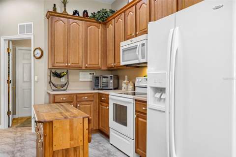 3051 Keel Court, Tavares FL - photo 15 of 63