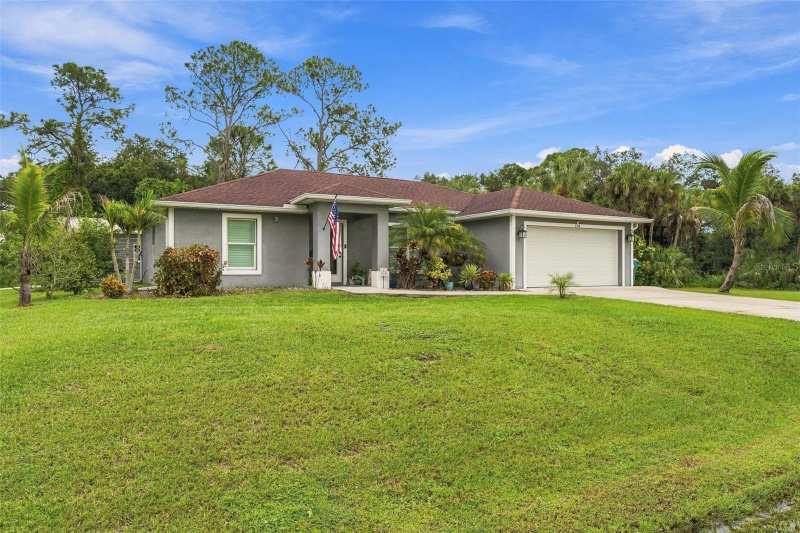 3 bedroom Single Family Residence at 158 Ravenswood Boulevard, Port Charlotte Sec 17, Port Charlotte — photo 1