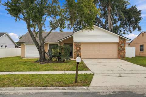 16115 Pebblebrook Drive, home for sale in Tampa 33624