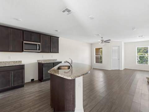 1730 Wynford Circle, Tavares FL - photo 6 of 38