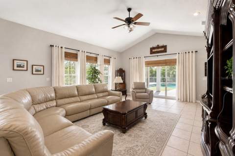 11200 Woodland Waters Boulevard, Weeki Wachee FL - photo 14 of 44