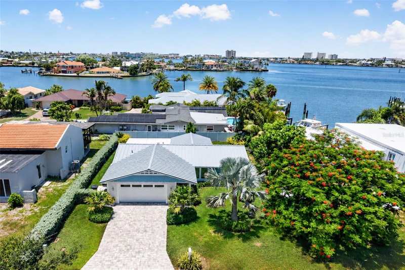 2 bedroom Single Family Residence at 819 59th Avenue, Bahia Shores 4th Add, St Pete Beach — photo 1